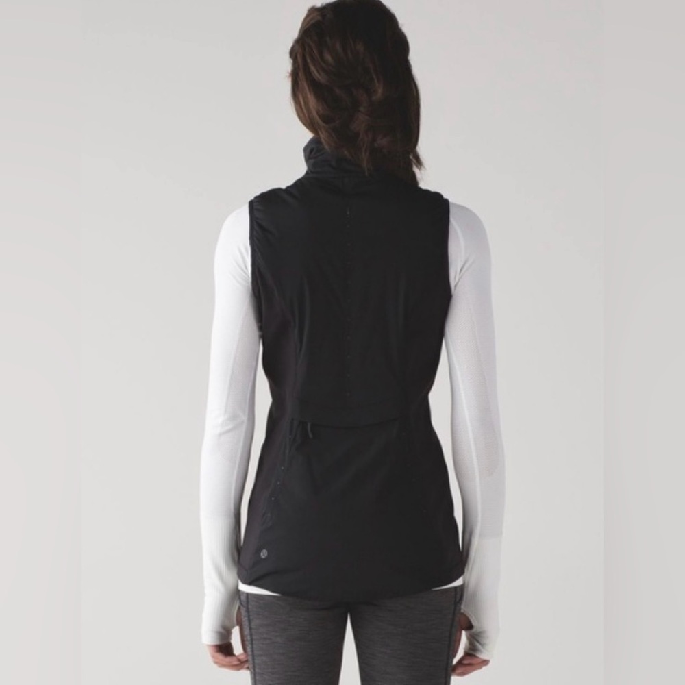 Lululemon run for cold vest black style W4IG6S size 6 reflective running - Picture 2 of 5